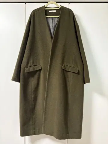 Ungrid 올리브 그린 롱 코트