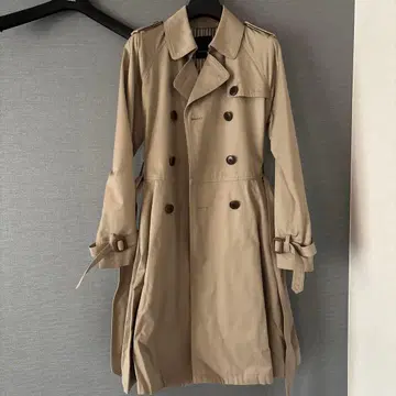 베이지 트렌치코트 스트라이프 안감