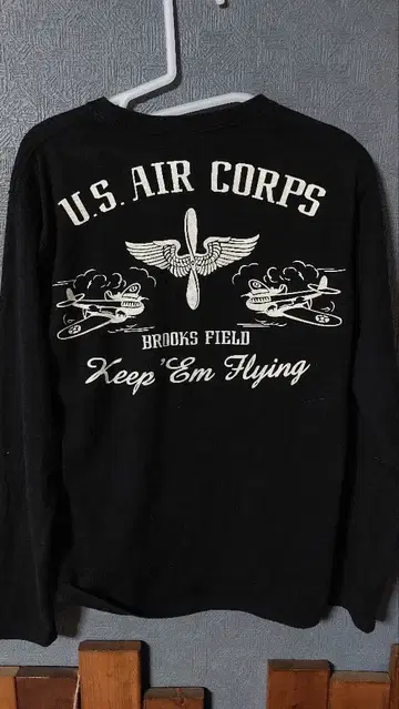 AVIREX 블랙 긴팔 T셔츠 AIR CORPS