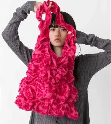 프릴 디자인 핑크 토트백