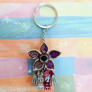 데모고르곤 2 기묘한 이야기 블록 키링 아메캐러