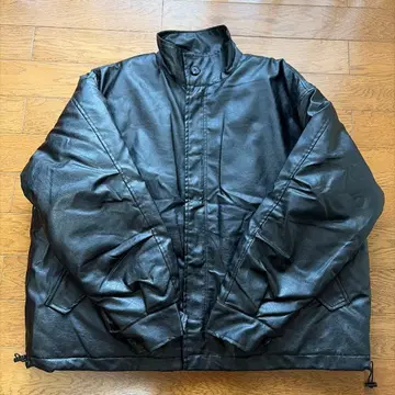 [ 컨디션 최상 ] 블랙 인조 가죽 패딩 자켓