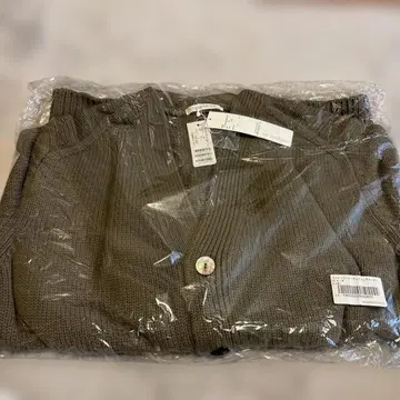 갤러리 비 가디건