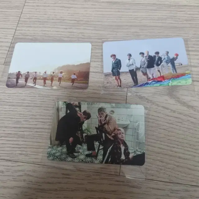 방탄 2016메모리즈 단체 포토카드 3장 일괄양도. bts