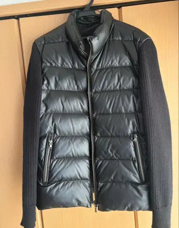 하이스트릿 High street 니트 암 다운 베스트 천연 가죽