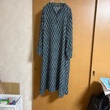 MEDE19F 뮤르즈 모던 카프탄 원피스