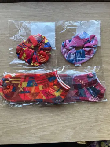 아이나나 쌍둥이 스크런치 양말 텐 리쿠