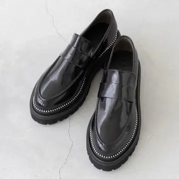 menue 스터드 트랙 밑창 통굽 로퍼