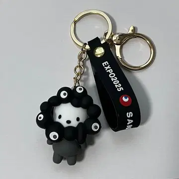 산리오 미야쿠미야쿠 키링 포차코 회장 한정판 블랙