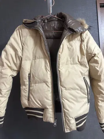 타미 베이지 브라운 퍼 다운