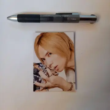 Acid Black Cherry 트레이딩 카드, 볼펜