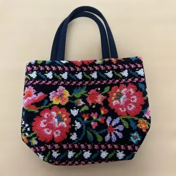 러브러리 티롤리안 플라워 페이 미니 백 새상품급