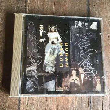 Duran Duran 사인 포함 CD