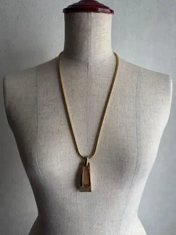 빈티지 아르데코 목걸이 골드 메탈 쇼와 레트로