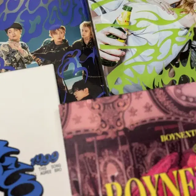 보이넥스트드도어 앨범