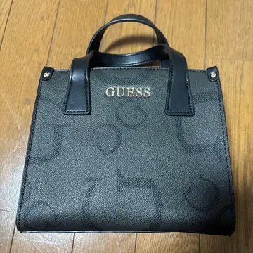 GUESS 블랙 숄더백 소형