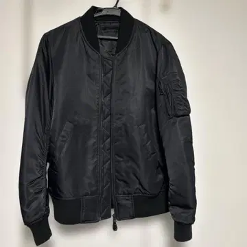 유니클로 MA-1 블루종 블랙 S 사이즈 새상품급