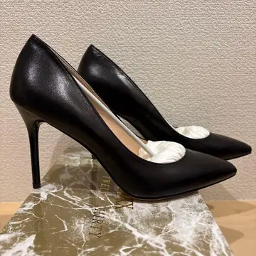 세븐 투 엘르 서티 펌프스