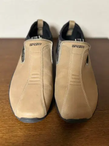 SKECHERS 스케쳐스 슬립인즈 페이지