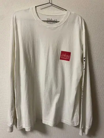 맨하탄 포티지 슬리브 프린트 티셔츠