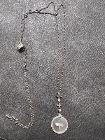 실버 크로스 모티브 목걸이