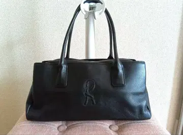 로베르타 디 카메리노 블랙 가죽 핸드백