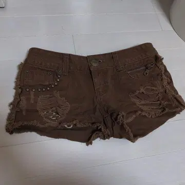 GARULA 데미지 가공 브라운 숏팬츠