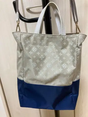 russet 꽃무늬 숄더백 그레이지/네이비