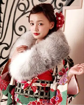 성인식 후리소데 퍼 숄