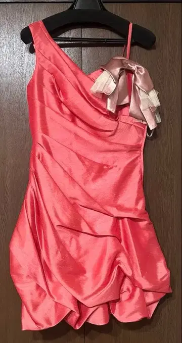핑크 원숄더 드레스 사이즈 38