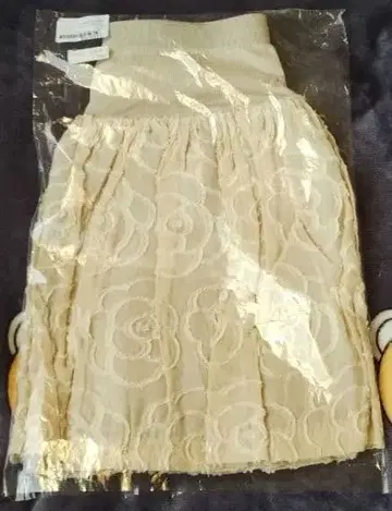 malla 크림색 플레어 스커트 미사용 새상품 FREEE