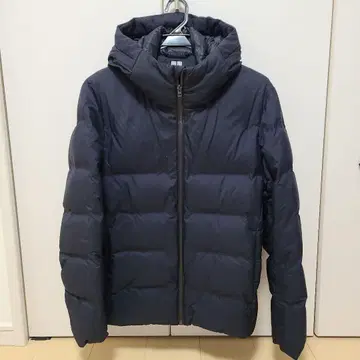 UNIQLO 유니클로 심리스 다운 파카 M 사이즈