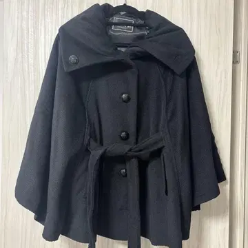 세실 맥비 판초풍 코트