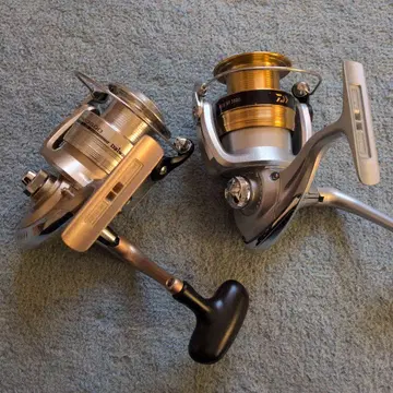 Daiwa WORLD SPIN 3500 SWEEP FIRE SR 3500