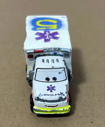 토미카 카즈 닥터 데미지