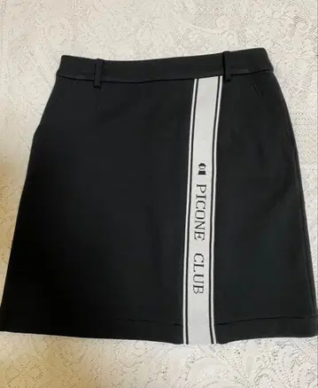 PICONE CLUB 블랙 스커트 스트라이프