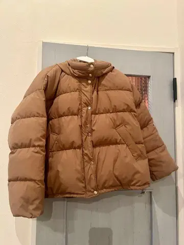 JILLSTUART 브라운 후드 부착 다운 자켓 다운 코트