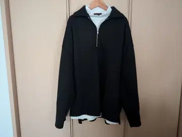 ETELIO 하프 지퍼 니트 셋업