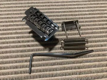 펜더 트레몰로 브릿지 Player II 스트라토