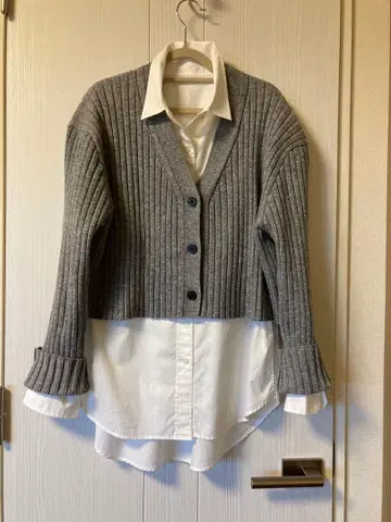 그레이 리브 크롭 가디건