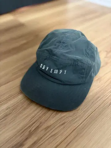 CAYEMPT 올리브 그레이 캡