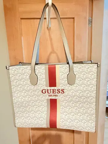 GUESS 게스 토트백 실버나