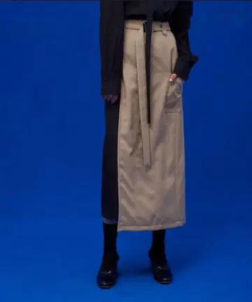 UNITED TOKYO 락콤비 타이트 스커트