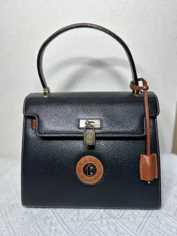 아테스토니 블랙 가죽 핸드백