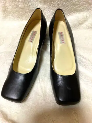 블랙 스퀘어토 펌프스 25.5cm