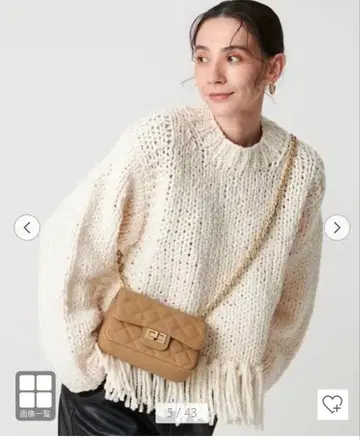 베이지 퀼팅 숄더백