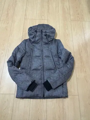 BARK MANHATTAN 후드 부착 패딩 자켓