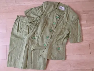 Vivre Boux 라이트 그린 스커트 셋업 사이즈 9