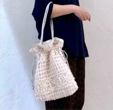 니코앤드 리본 레이스 토트백 아이보리 새상품 niko and