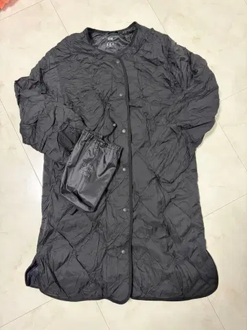 UNIQLO 울트라 라이트 다운 자켓 M 블랙 수납 봉투 포함